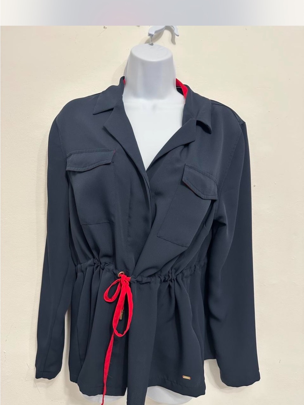 Tommy Hilfiger Women's Navy
Drawstring Blouse Large